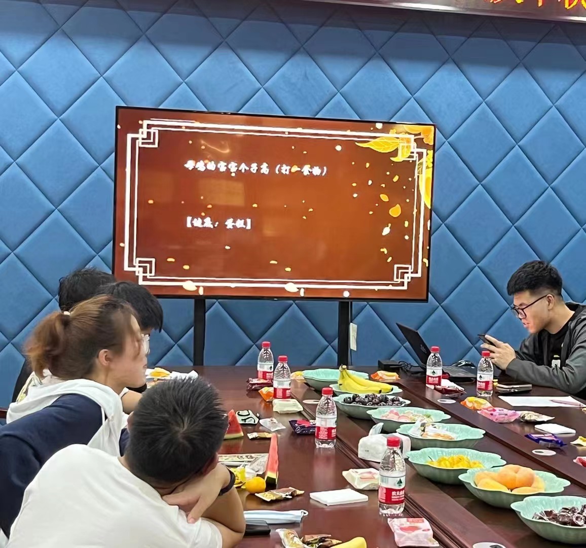 9716f36070406d32fdcd18f49fba8a9