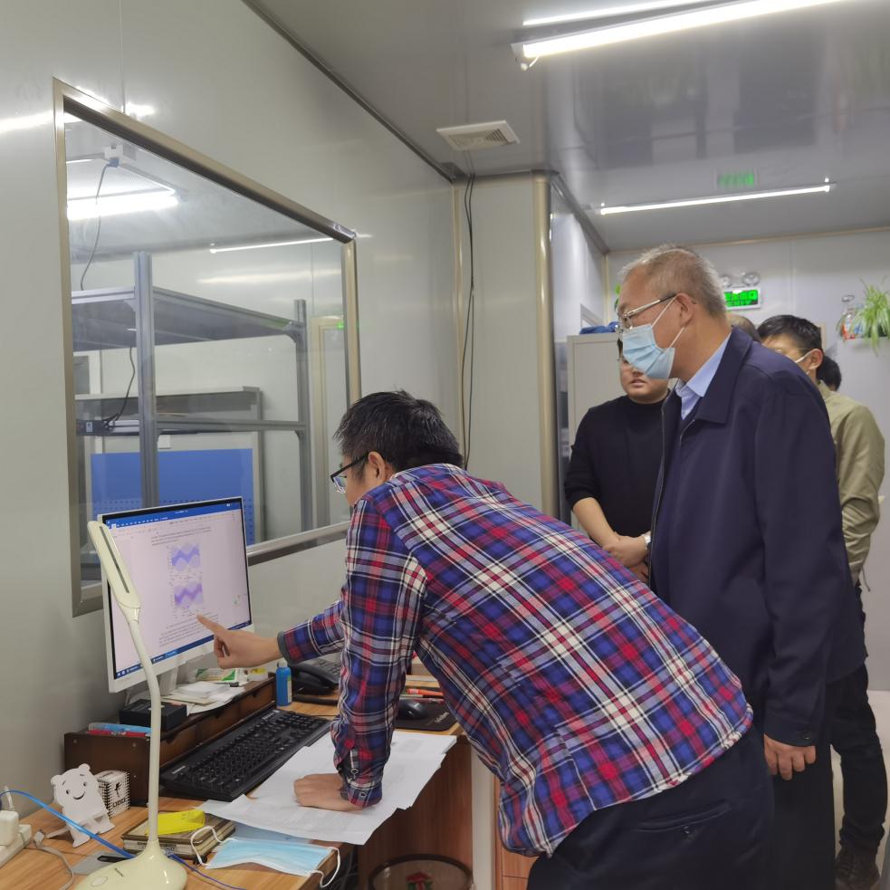 5804d3e04952330b02b6ea6821812bc