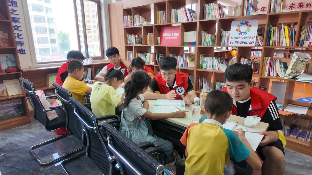 8月19日(22) 8月19日(22)