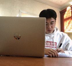 1.光电18-1班 张宇