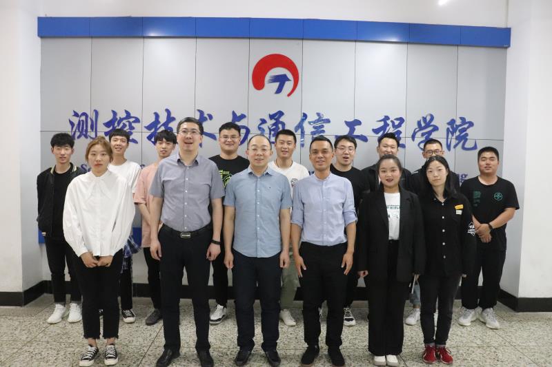 98F33F2F535C749C0F682A9F0C4DF576